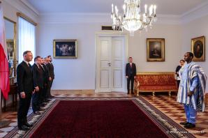 Ceremonia złożenia listów uwierzytelniających od nowych ambasadorów w Polsce: Państwa Katar, Republiki Gwinei, Republiki Zimbabwe, Burkiny Faso, Zjednoczonej Republiki Tanzanii oraz Republiki San Marino