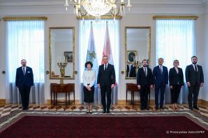 Ceremonia złożenia listów uwierzytelniających od nowych ambasadorów w Polsce: Państwa Katar, Republiki Gwinei, Republiki Zimbabwe, Burkiny Faso, Zjednoczonej Republiki Tanzanii oraz Republiki San Marino