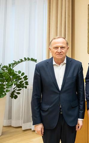 Minister Marcin Kierwiński wyróżnił policjantów z Gdańska, którzy uratowali 9-letniego chłopca